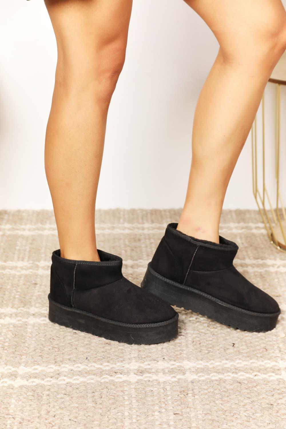 Legend Women's Fleece Lined Chunky Platform Mini Boots - Lab Fashion, Home & Health