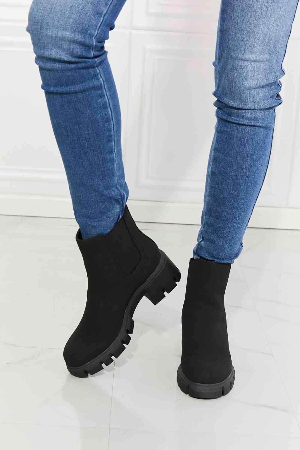 MMShoes Work For It Matte Lug Sole Chelsea Boots in Black - Lab Fashion, Home & Health